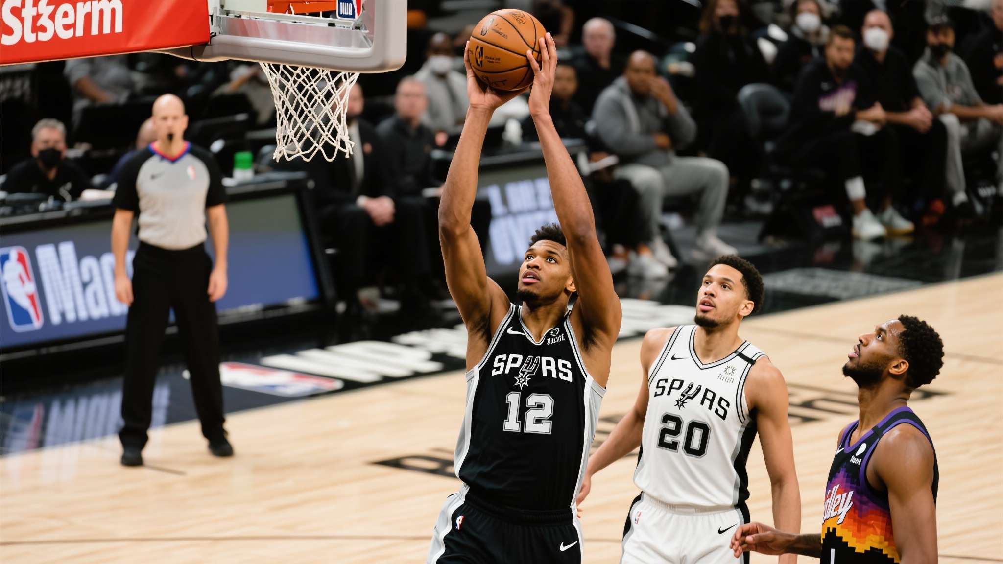 文班亚马登顶NBA最新MVP榜，亚历山大9期榜首终结
